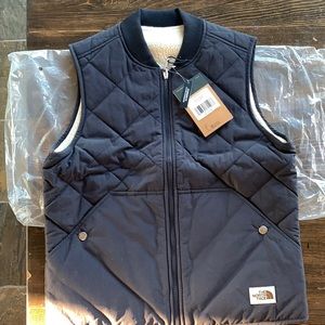 North face chuchillo vest